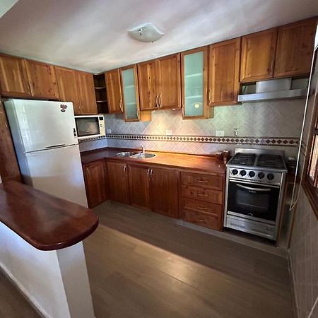 Casa Quinta En Gonnet Villa Manuel B. Gonnet ภายนอก รูปภาพ