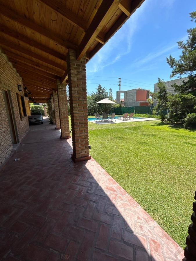 Casa Quinta En Gonnet Villa Manuel B. Gonnet ภายนอก รูปภาพ